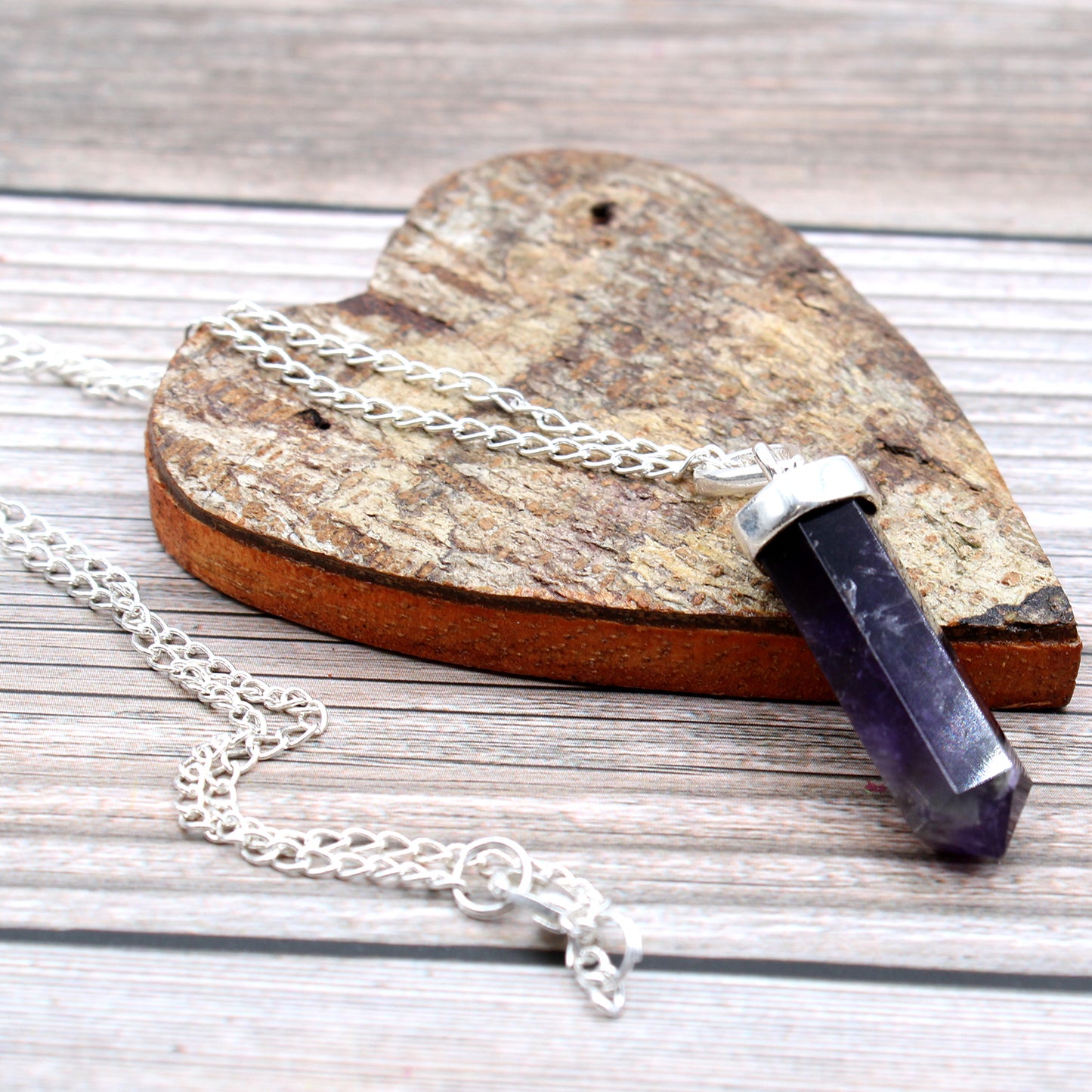 Gemstone Classic Point Pendant - Amethyst