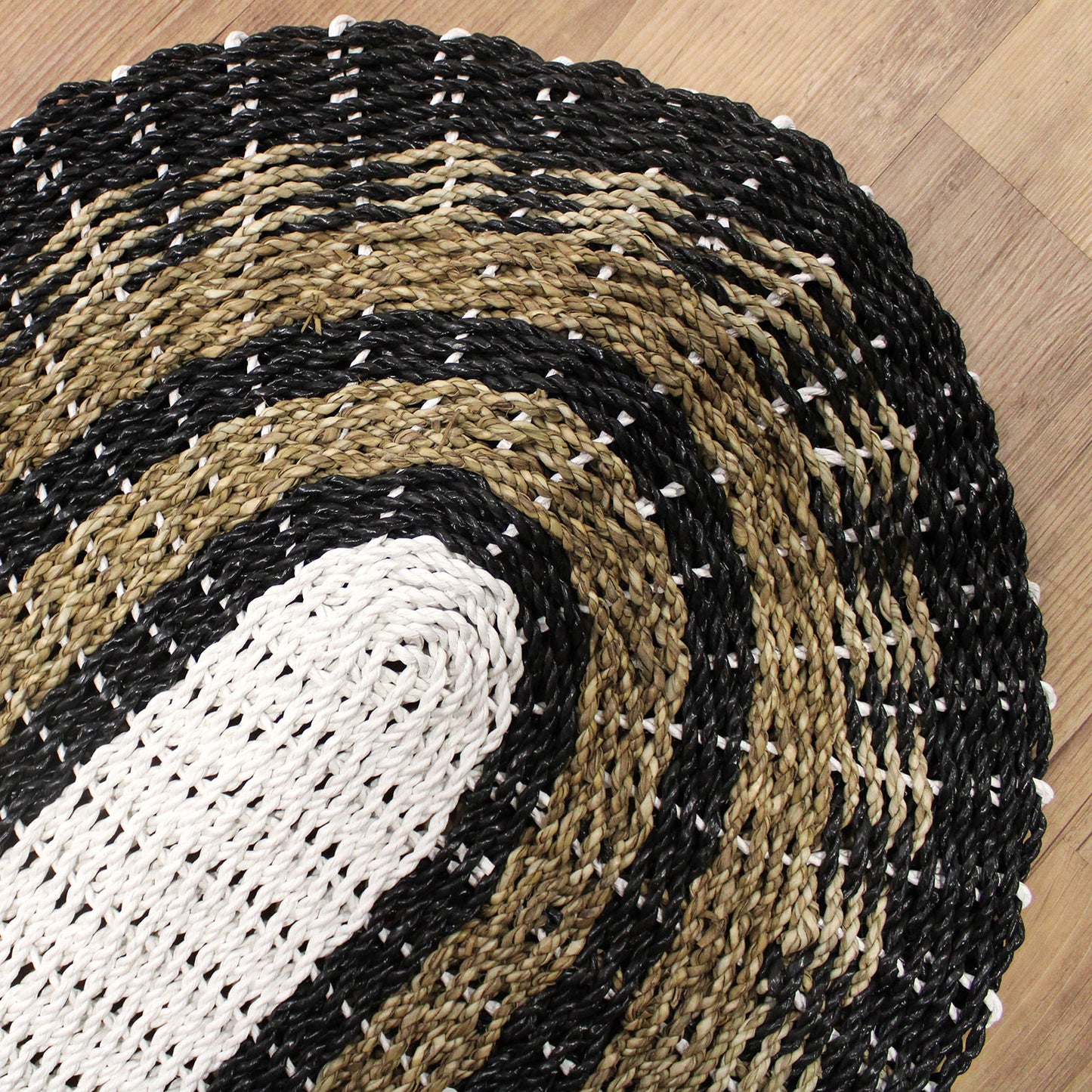 Oval Seagrass Black, White & Tan - Classic - 60x120cm